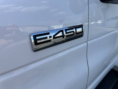 2024 Ford E-Series