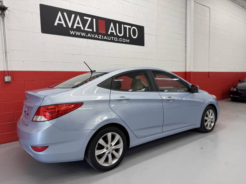 2012 Hyundai Accent GLS