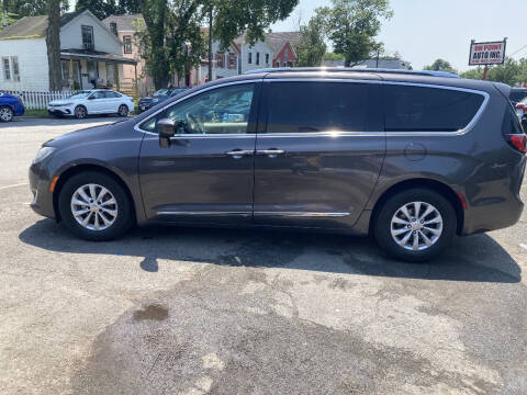 2019 Chrysler Pacifica Touring L