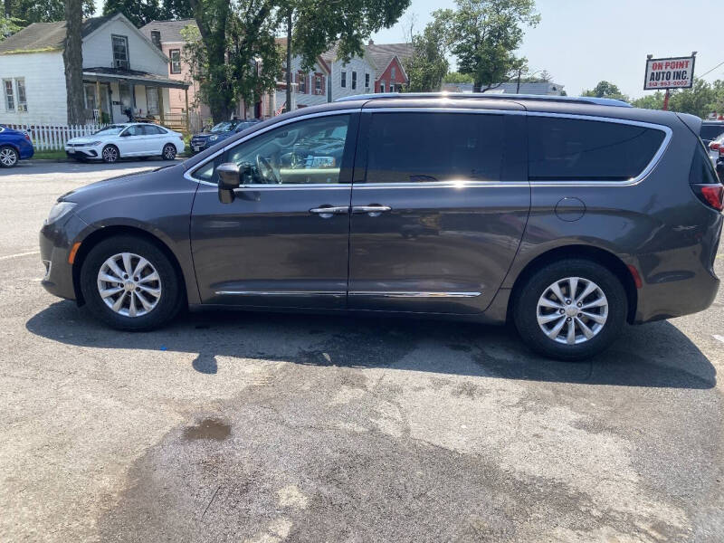 2019 Chrysler Pacifica Touring L
