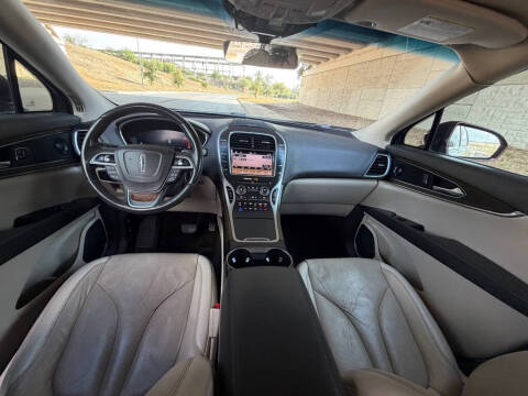 2019 Lincoln Nautilus Reserve