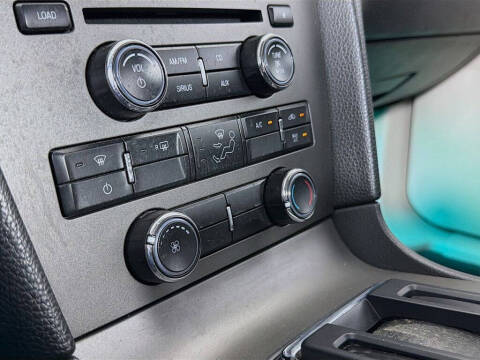 2011 Ford Mustang V6