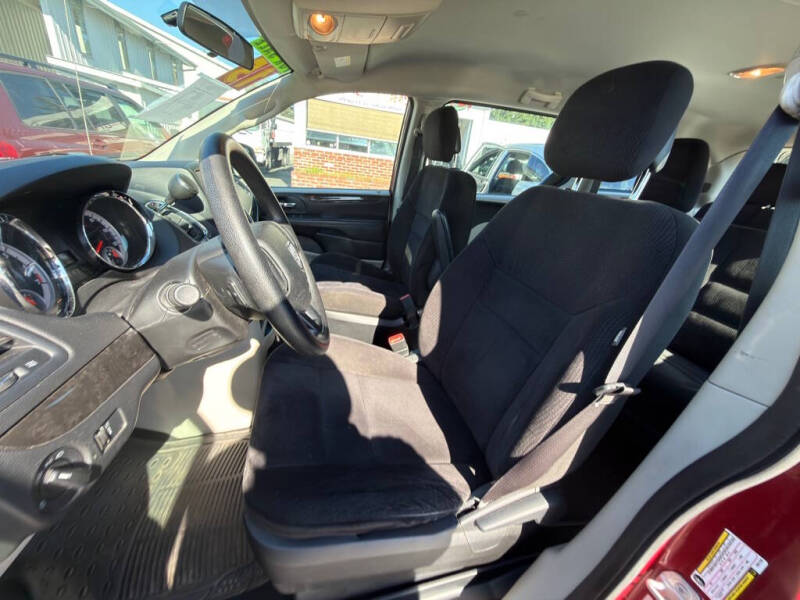 2015 Dodge Grand Caravan American Value Package