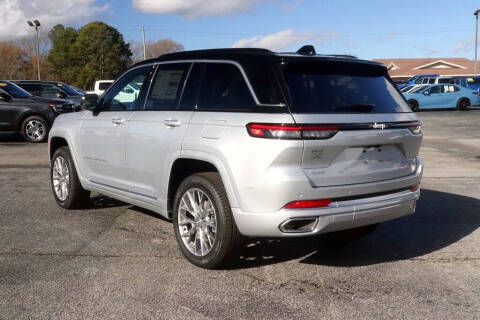 2025 Jeep Grand Cherokee Summit