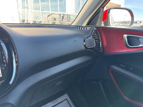 2023 Kia Soul GT-Line