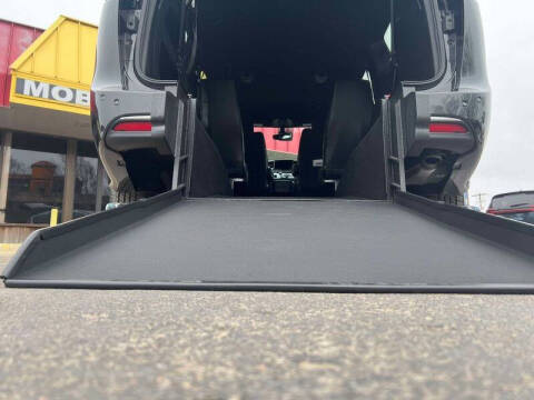 2024 Chrysler Pacifica Touring