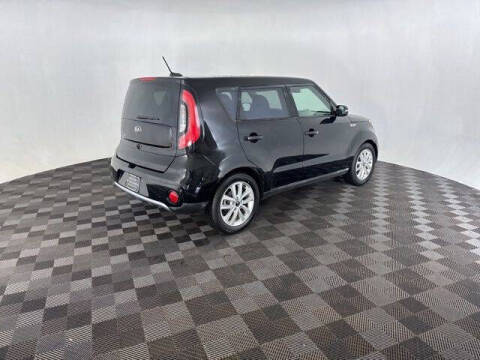 2017 Kia Soul +