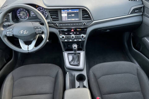 2020 Hyundai Elantra