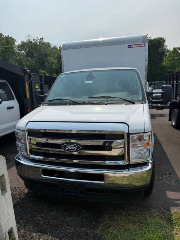 2027 Ford E-Series