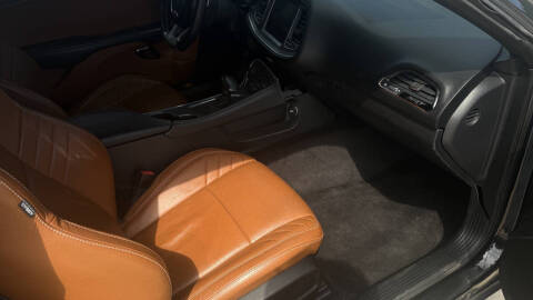 2015 Dodge Challenger SRT Hellcat