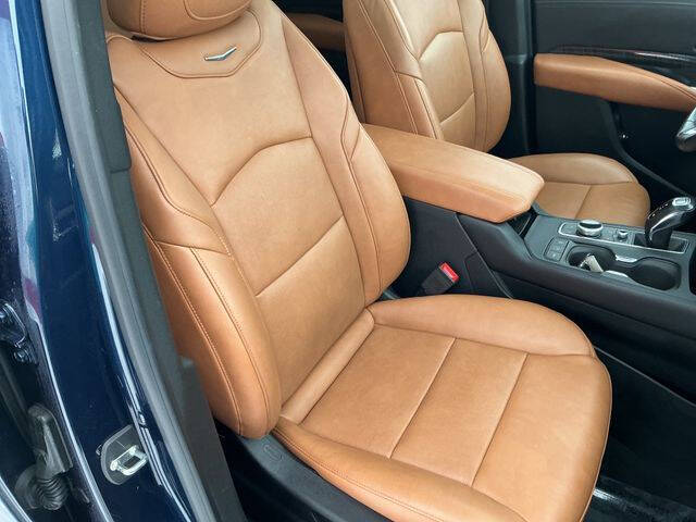 2019 Cadillac XT4 Premium Luxury