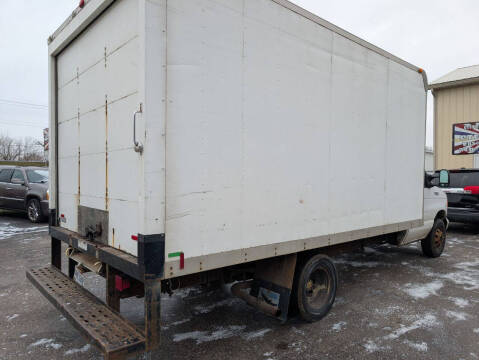 2004 Ford E-Series E-350 SD