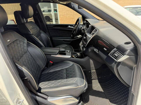 2013 Mercedes-Benz GL-Class GL 550 4MATIC