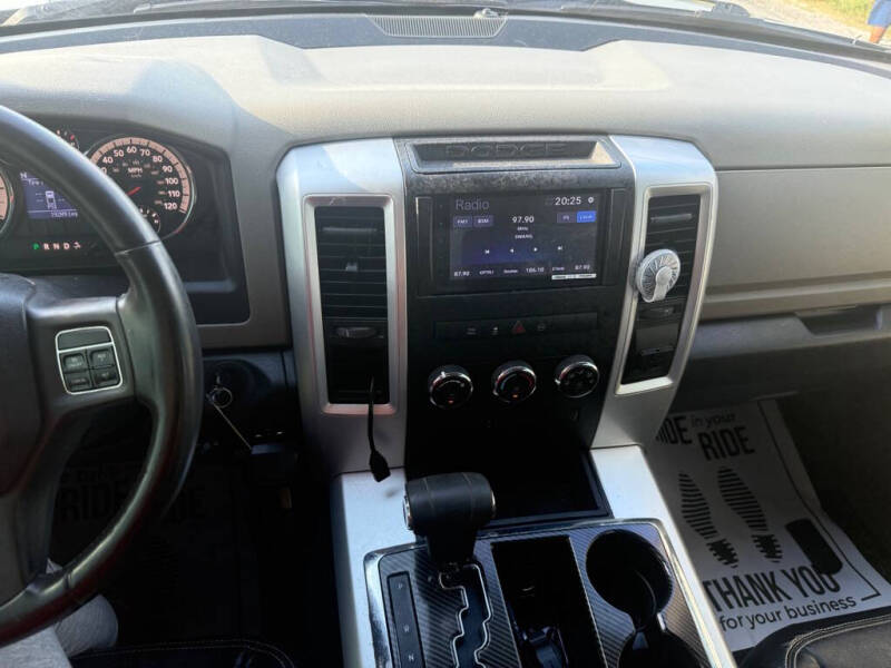 2012 RAM 1500 SLT