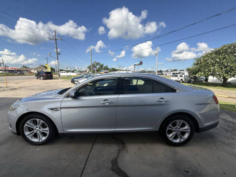 2015 Ford Taurus SEL