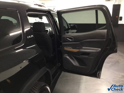 2019 GMC Acadia SLE-2