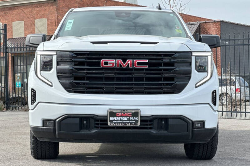 2023 GMC Sierra 1500 Elevation Standard