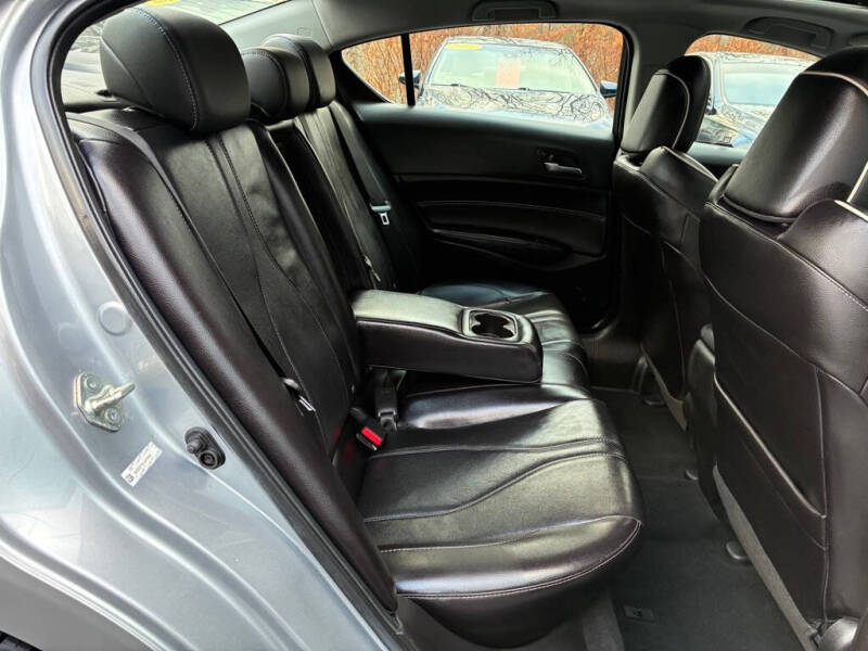 2020 Acura ILX w/Premium