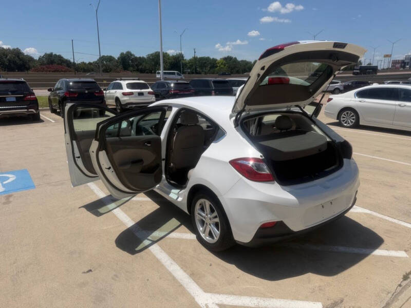 2017 Chevrolet Cruze LT Auto