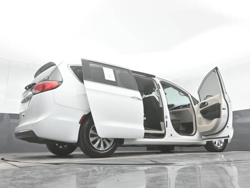 2018 Chrysler Pacifica Touring Plus