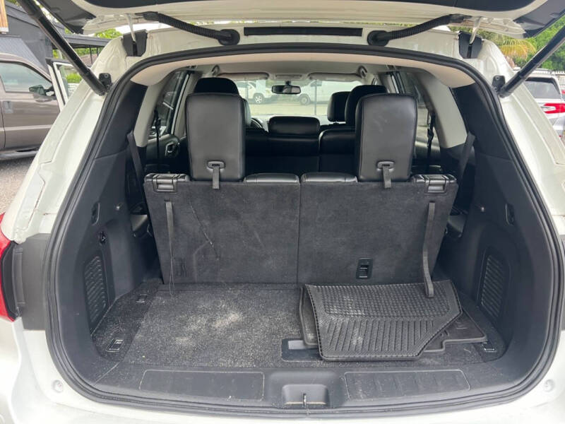 2018 Nissan Pathfinder SL