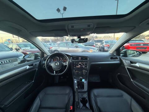 2020 Volkswagen Golf TSI