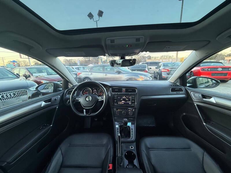 2020 Volkswagen Golf TSI