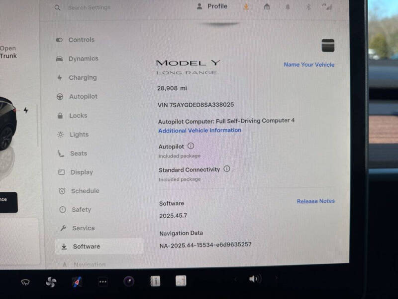 2025 Tesla Model Y Long Range