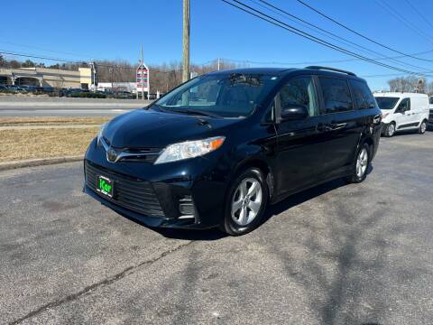 2019 Toyota Sienna for sale at iCar Auto Sales in Howell NJ