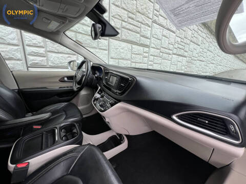 2017 Chrysler Pacifica