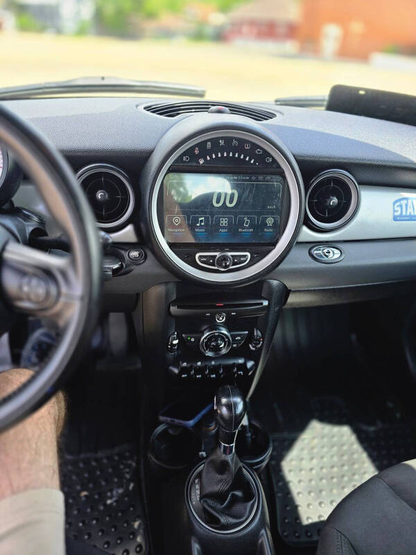 2011 MINI Cooper