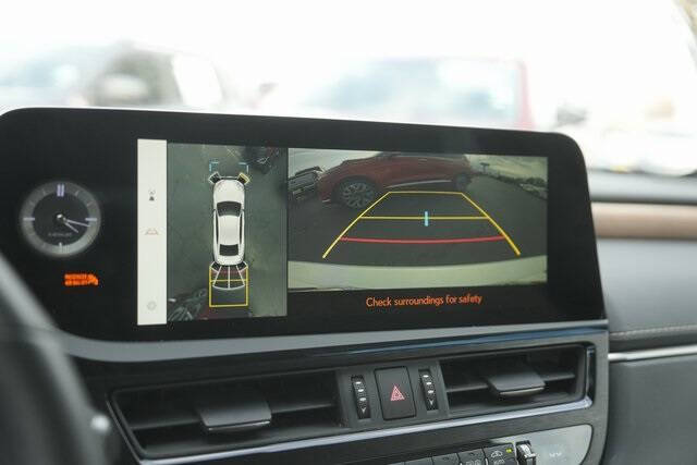 2024 Lexus ES 350 Ultra Luxury