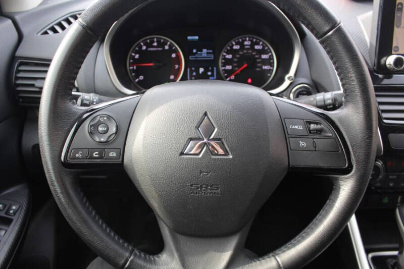 2023 Mitsubishi Eclipse Cross SE