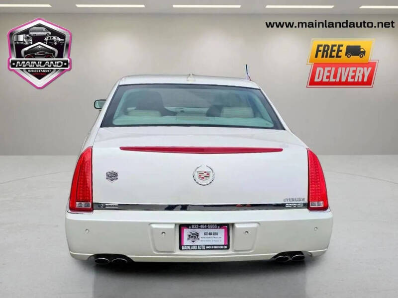 2011 Cadillac DTS Premium Collection