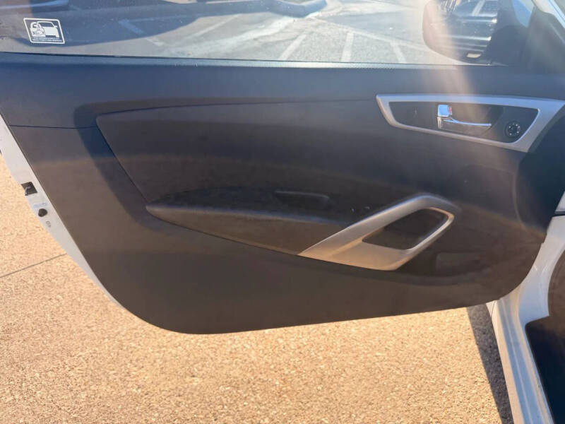 2016 Hyundai Veloster