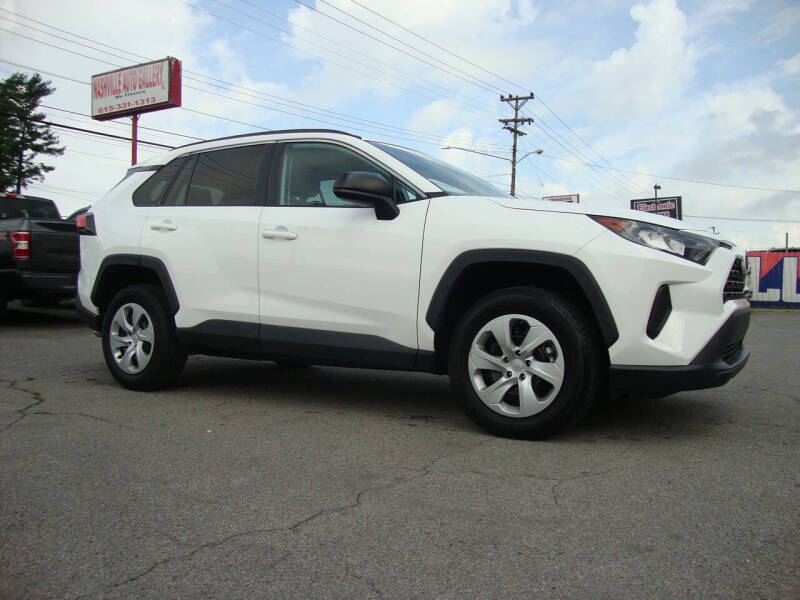 2020 Toyota RAV4 LE