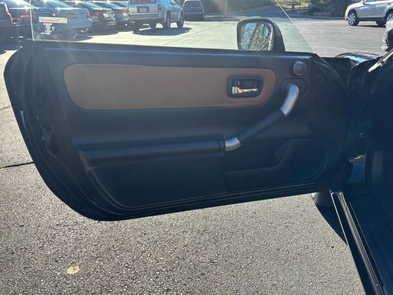 2002 Toyota MR2 Spyder