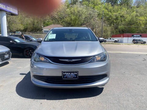 2017 Chrysler Pacifica Touring