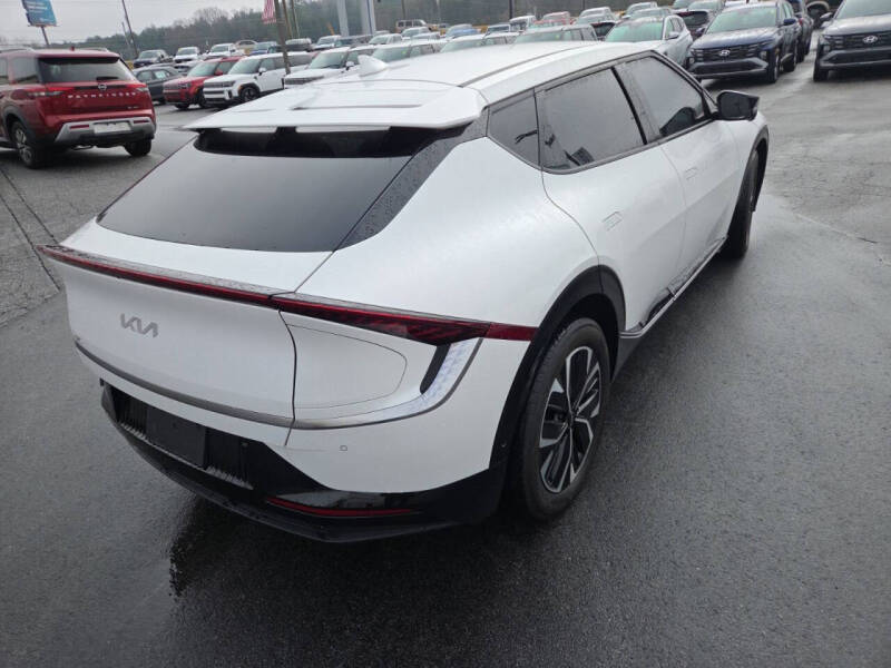 2023 Kia EV6 Wind