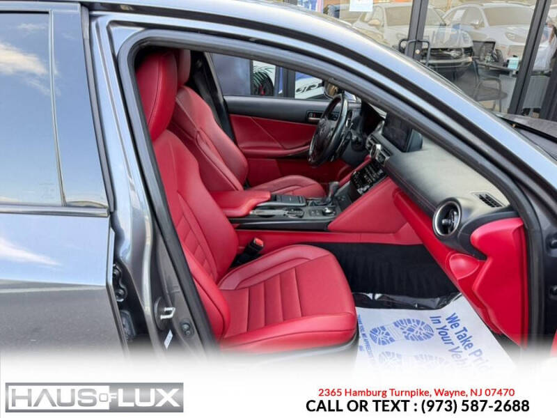 2022 Lexus IS 250C