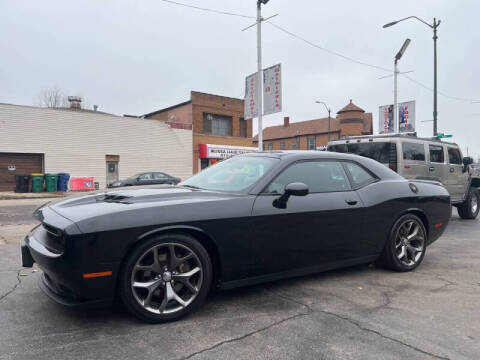 2015 Dodge Challenger SXT Plus