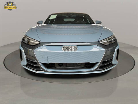 2023 Audi e-tron GT quattro Premium Plus