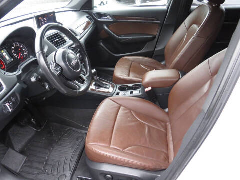 2015 Audi Q3 2.0T quattro Premium Plus