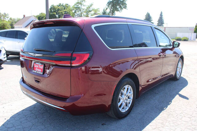 2022 Chrysler Pacifica for sale at Jennifer's Auto Sales & Service in Spokane Valley, WA