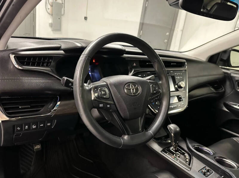 2016 Toyota Avalon Limited