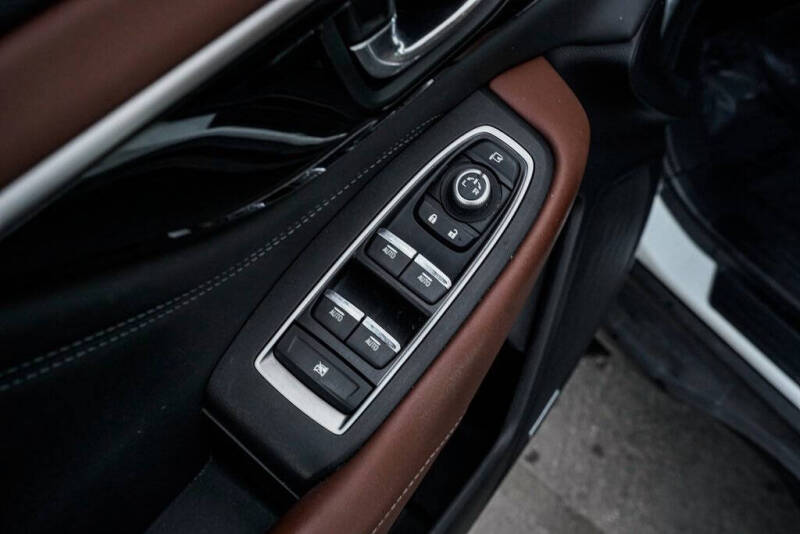 2020 Subaru Outback Touring XT