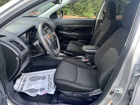 2024 Mitsubishi Outlander Sport SE