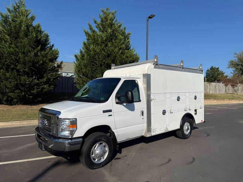 2017 Ford E-Series E-350 SD