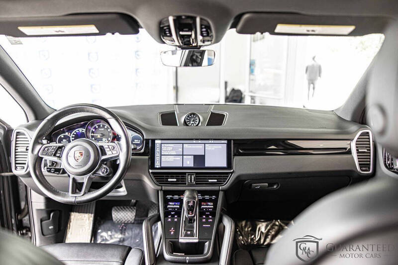 2020 Porsche Cayenne E-Hybrid