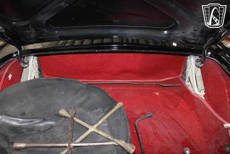 1956 Ford Thunderbird